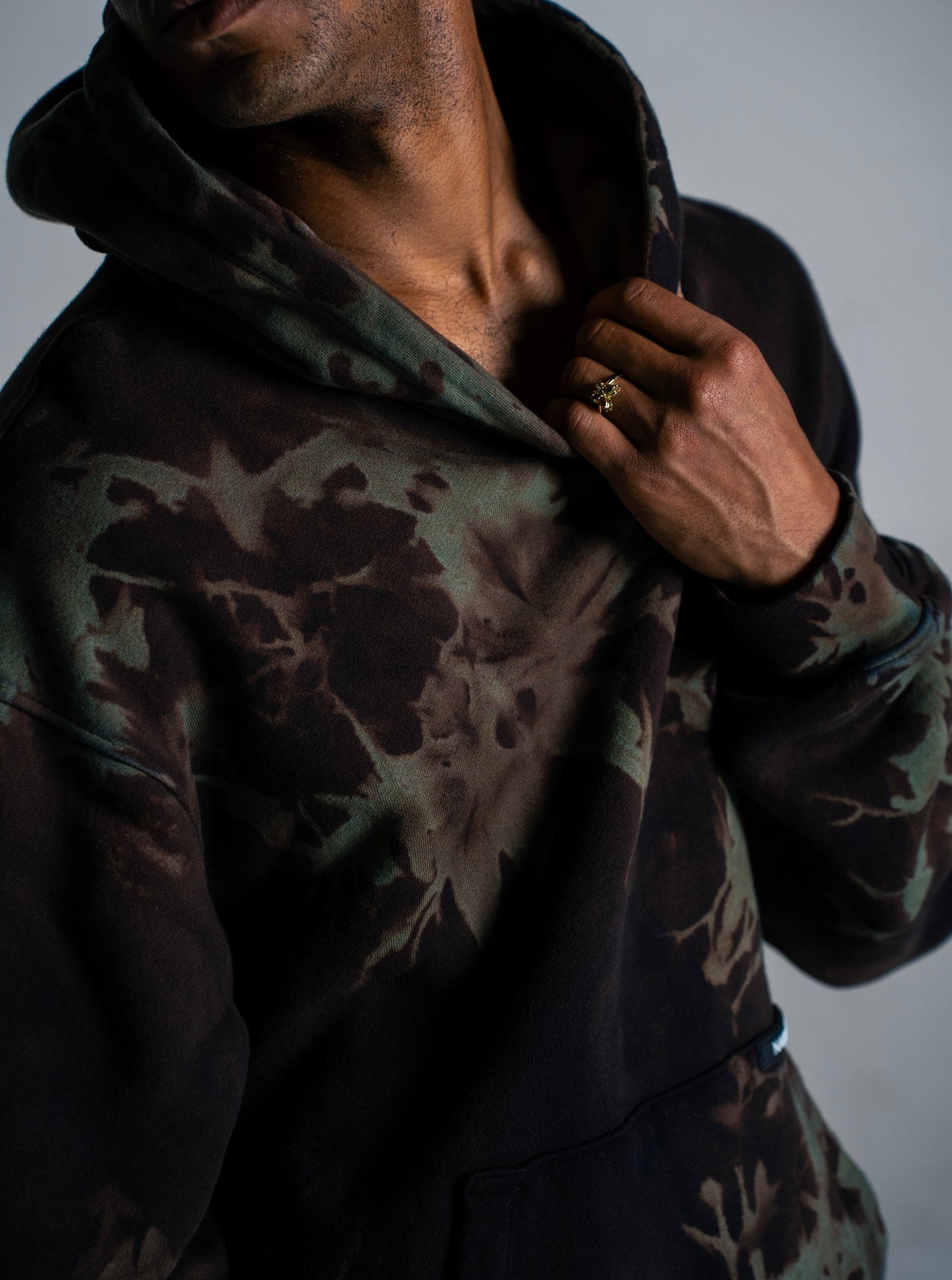 Nahmias Classic Branded Hoodie in Atmosphere / X-LARGE