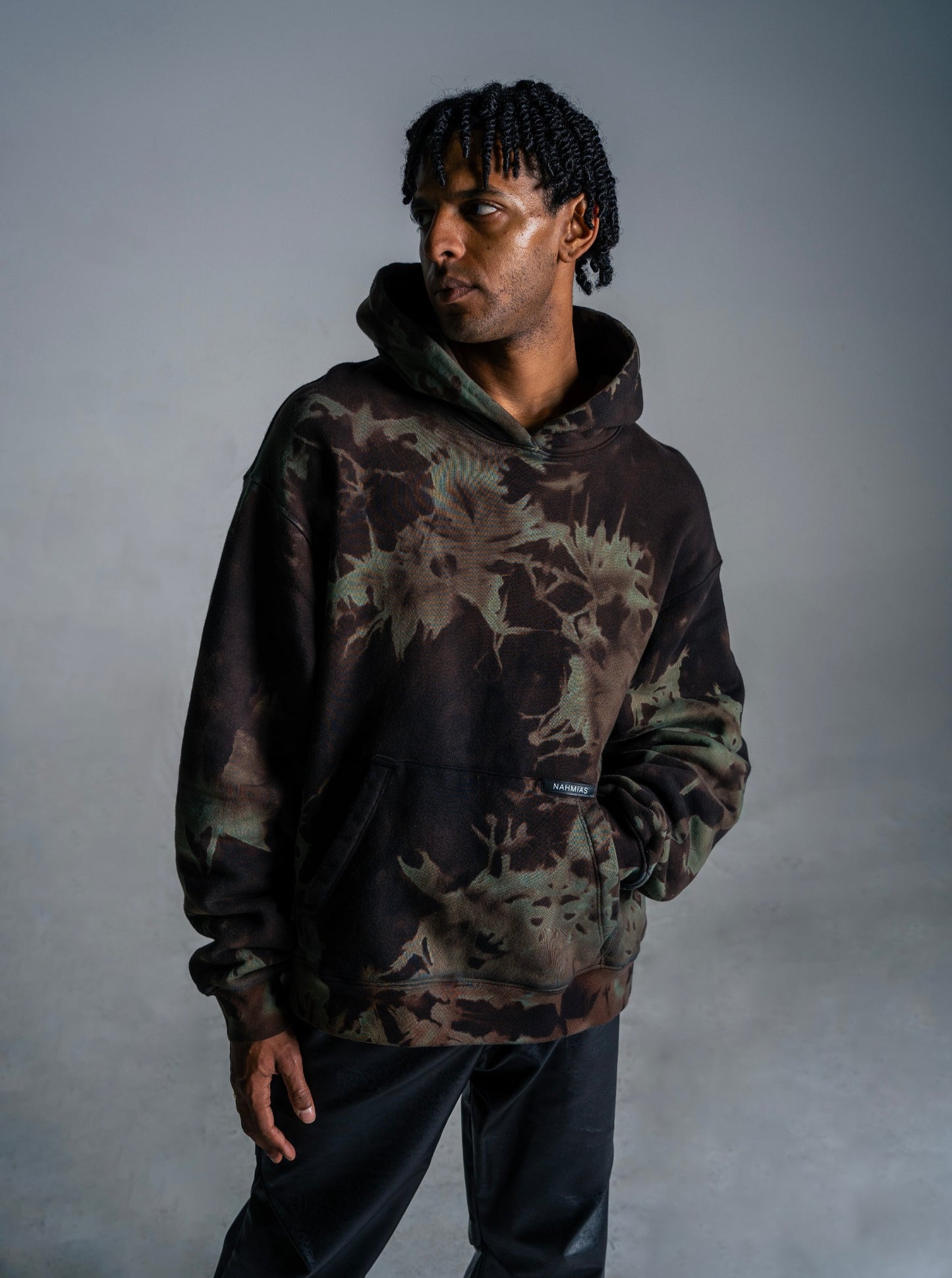 Nahmias Classic Branded Hoodie in Atmosphere / X-LARGE