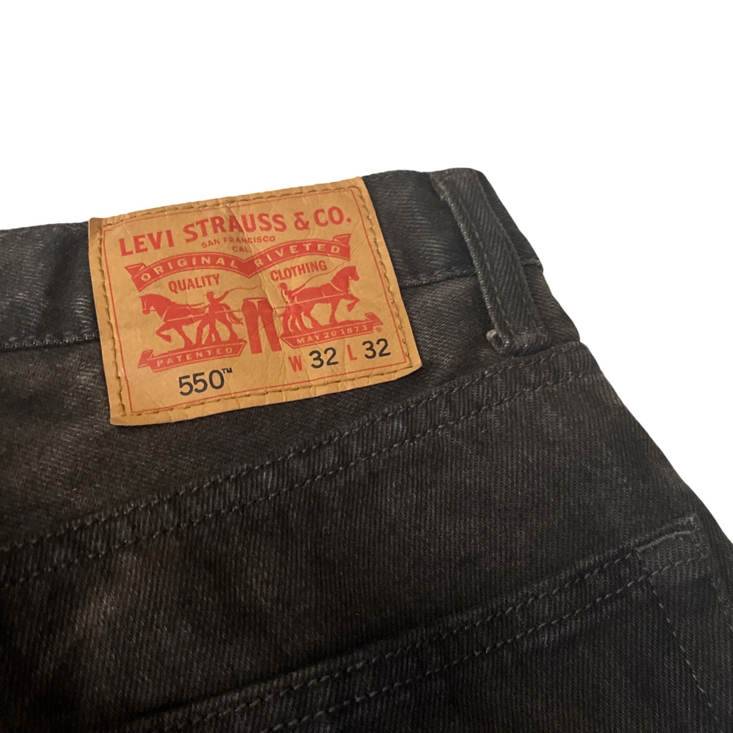 Levi's 550 Relaxed Fit Jeans in Refract / 32" x 32"