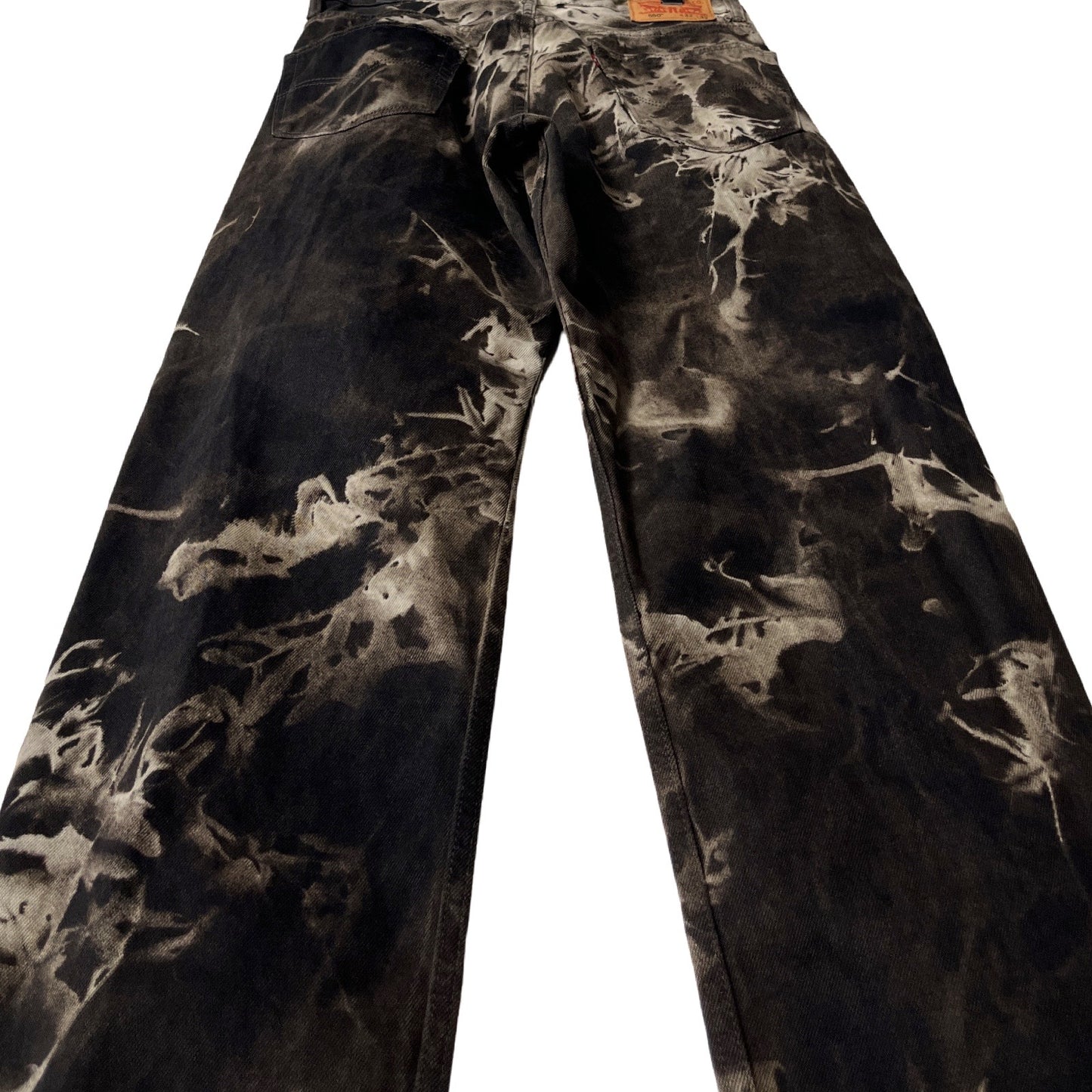 Levi's 550 Relaxed Fit Jeans in Induction / 32" x 32"