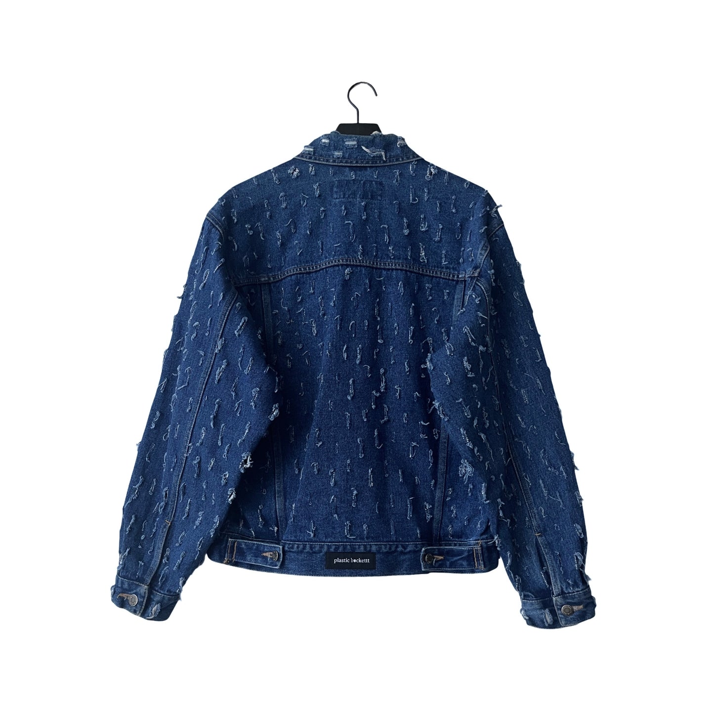 Wrangler Denim Trucker Jacket (distressed) in Deep / MEDIUM