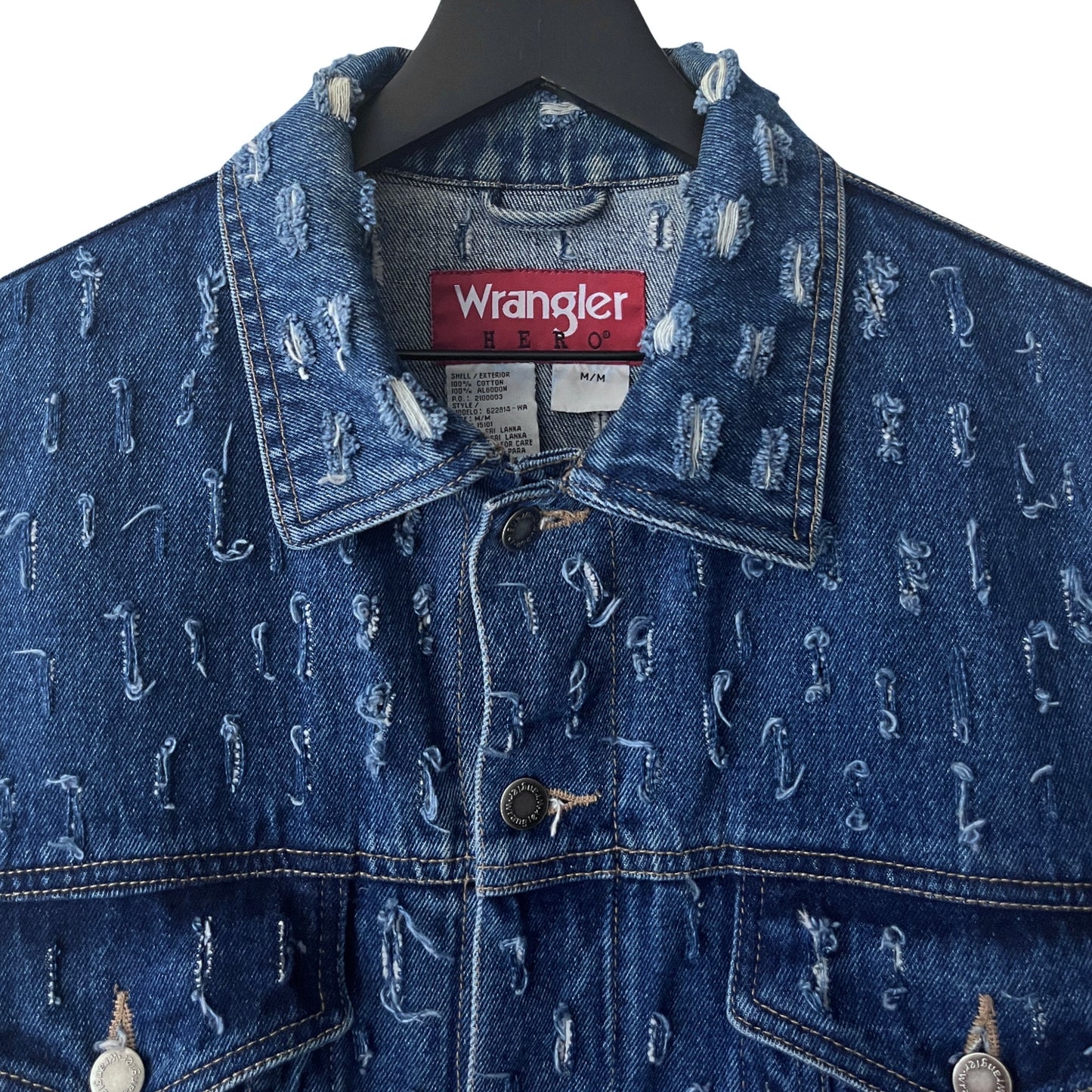 Wrangler Denim Trucker Jacket (distressed) in Deep / MEDIUM