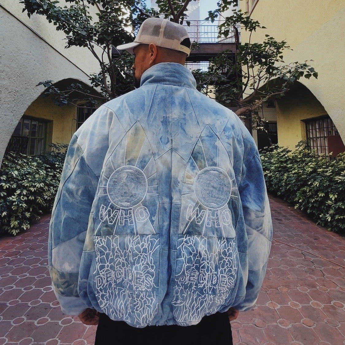 Who Decides War Embroidered Mosaic Denim Puffer Jacket in Firmament / XXL