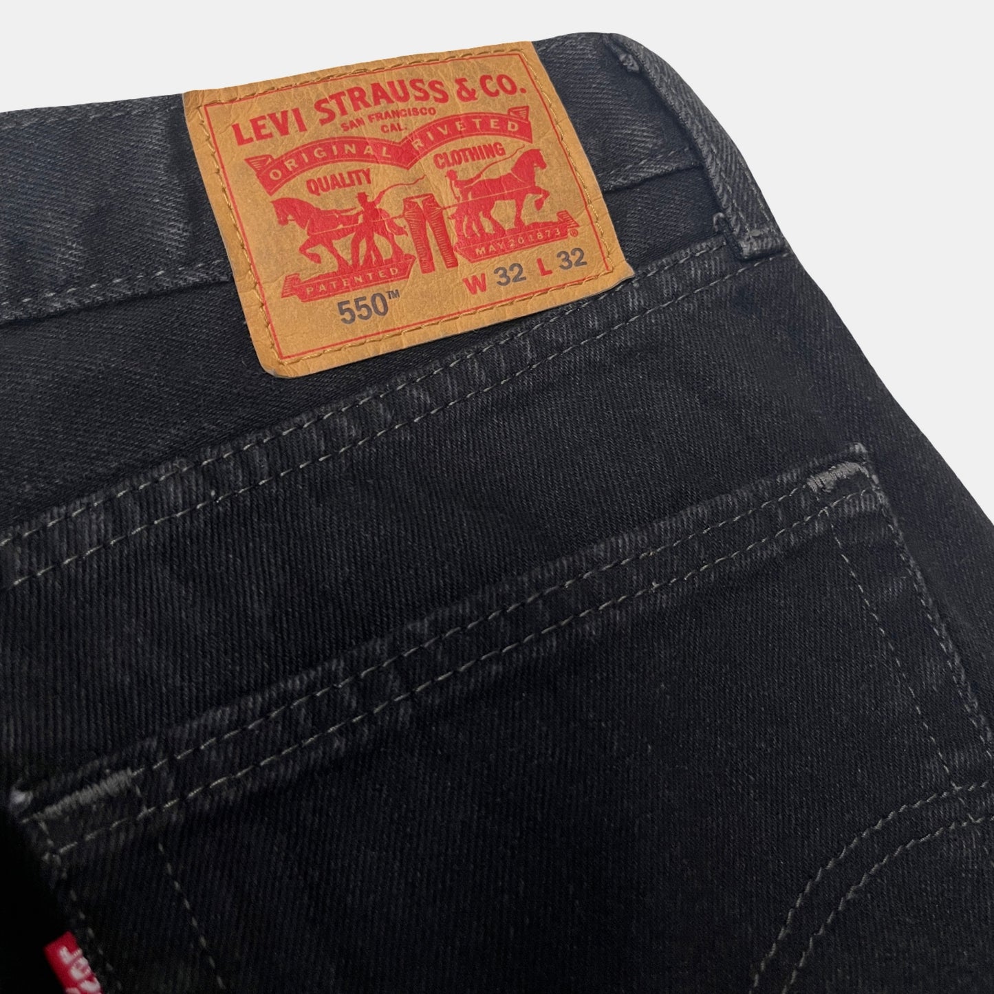 Levi's 550 Relaxed Fit Jeans in Fume / MULTIPLE SIZES