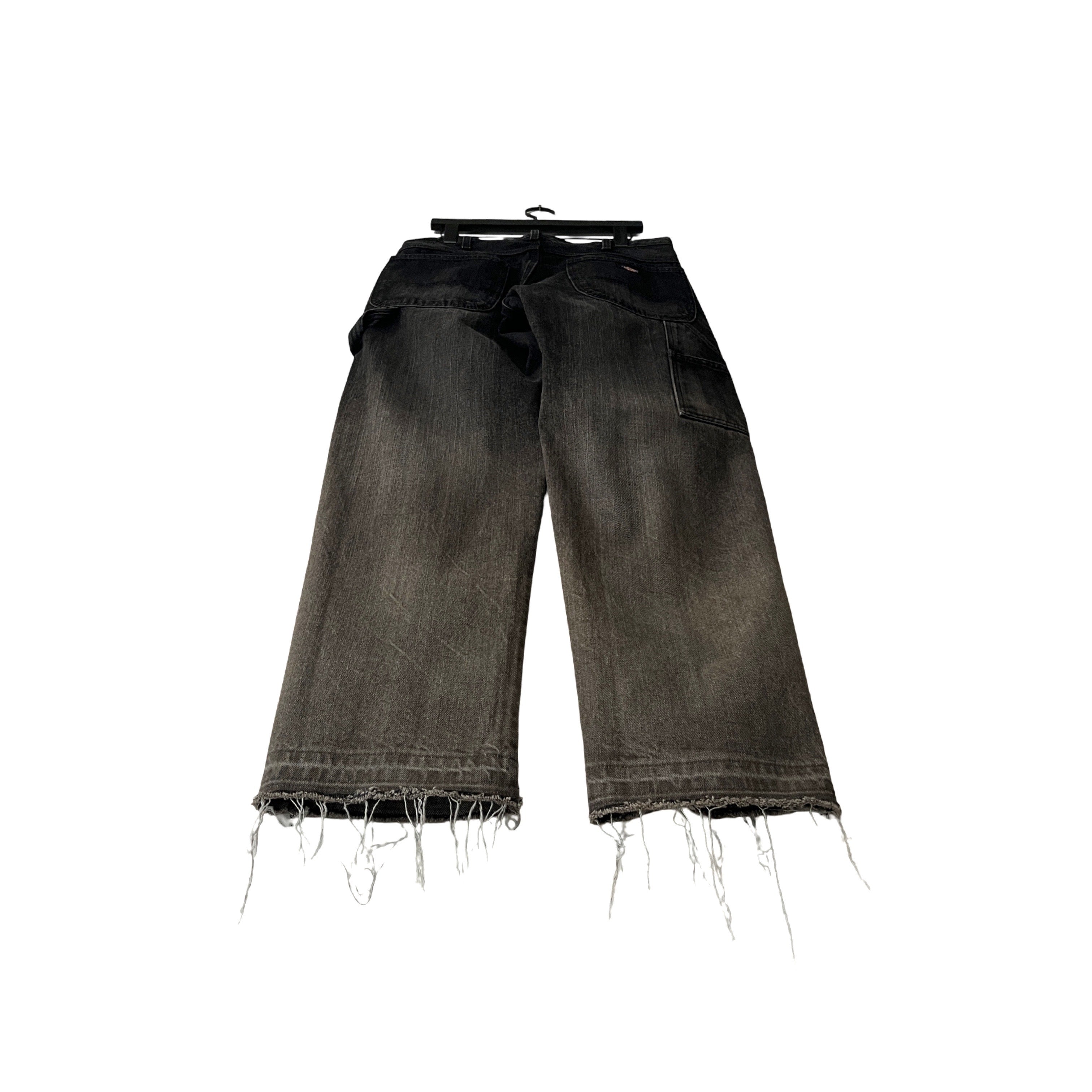Dickies Durable Triple Stitch Denim Carpenter Pants in Cinder / 32