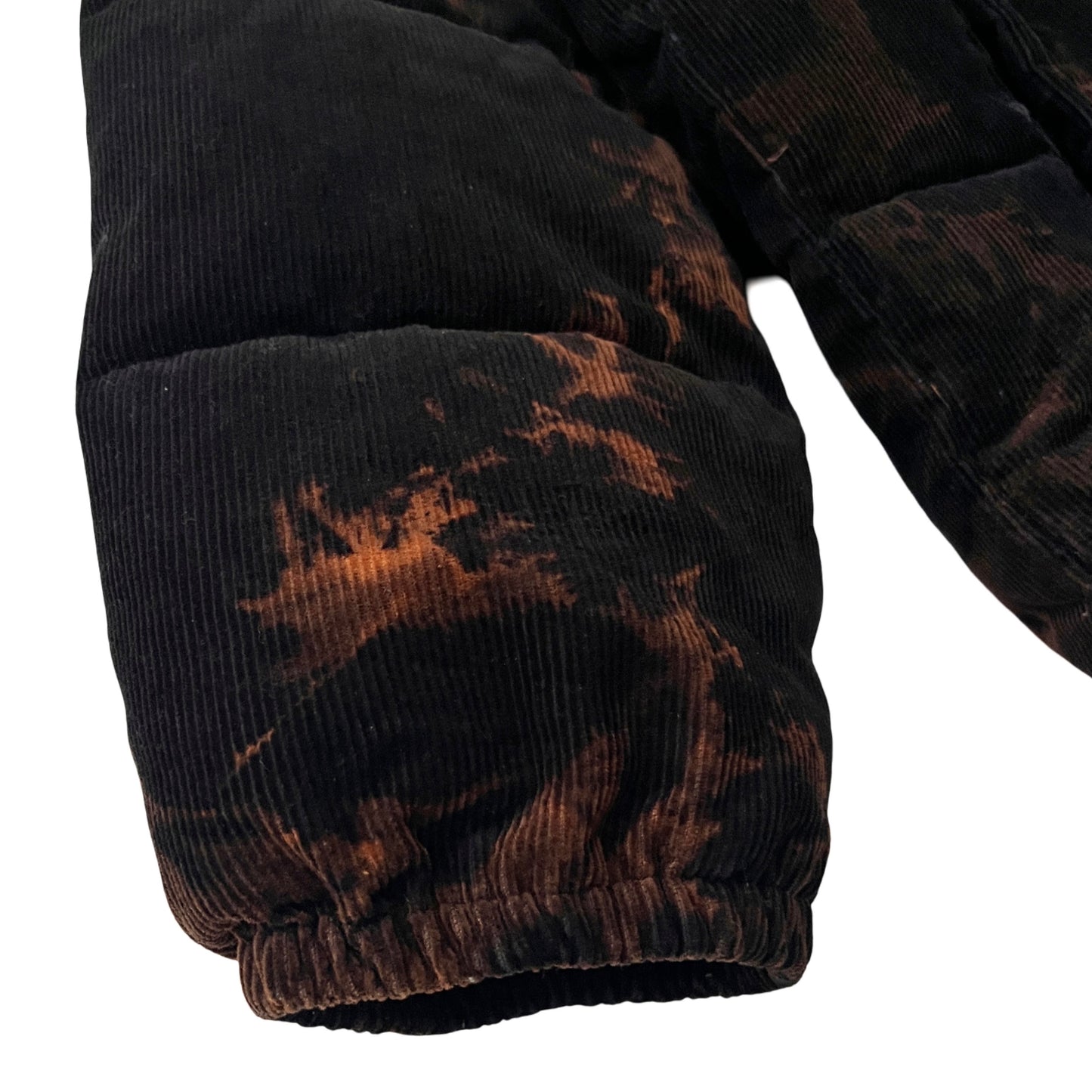 Levi's Corduroy Puffer Jacket in Embers / LARGE (Women)