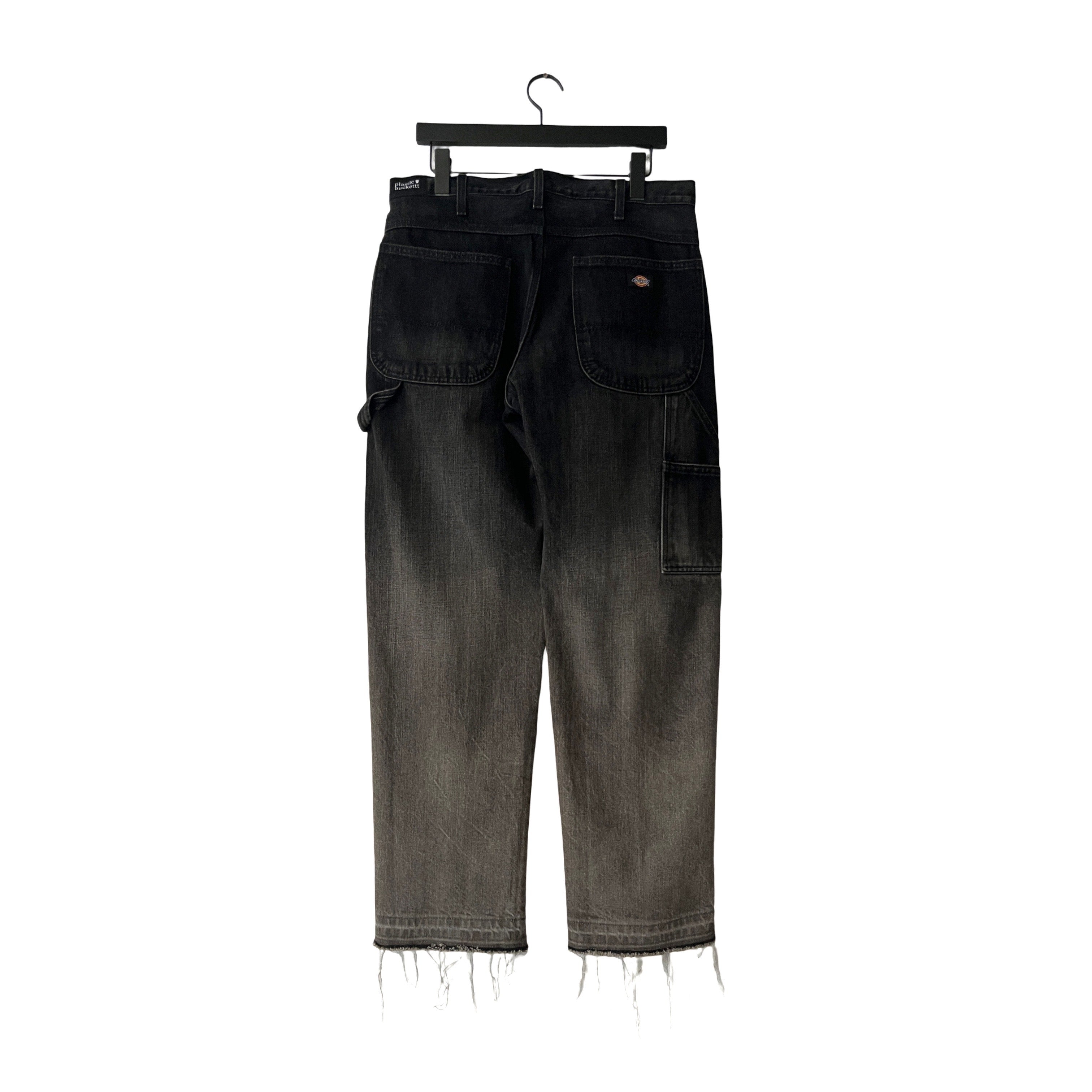 Dickies Durable Triple Stitch Denim Carpenter Pants in Cinder / 32