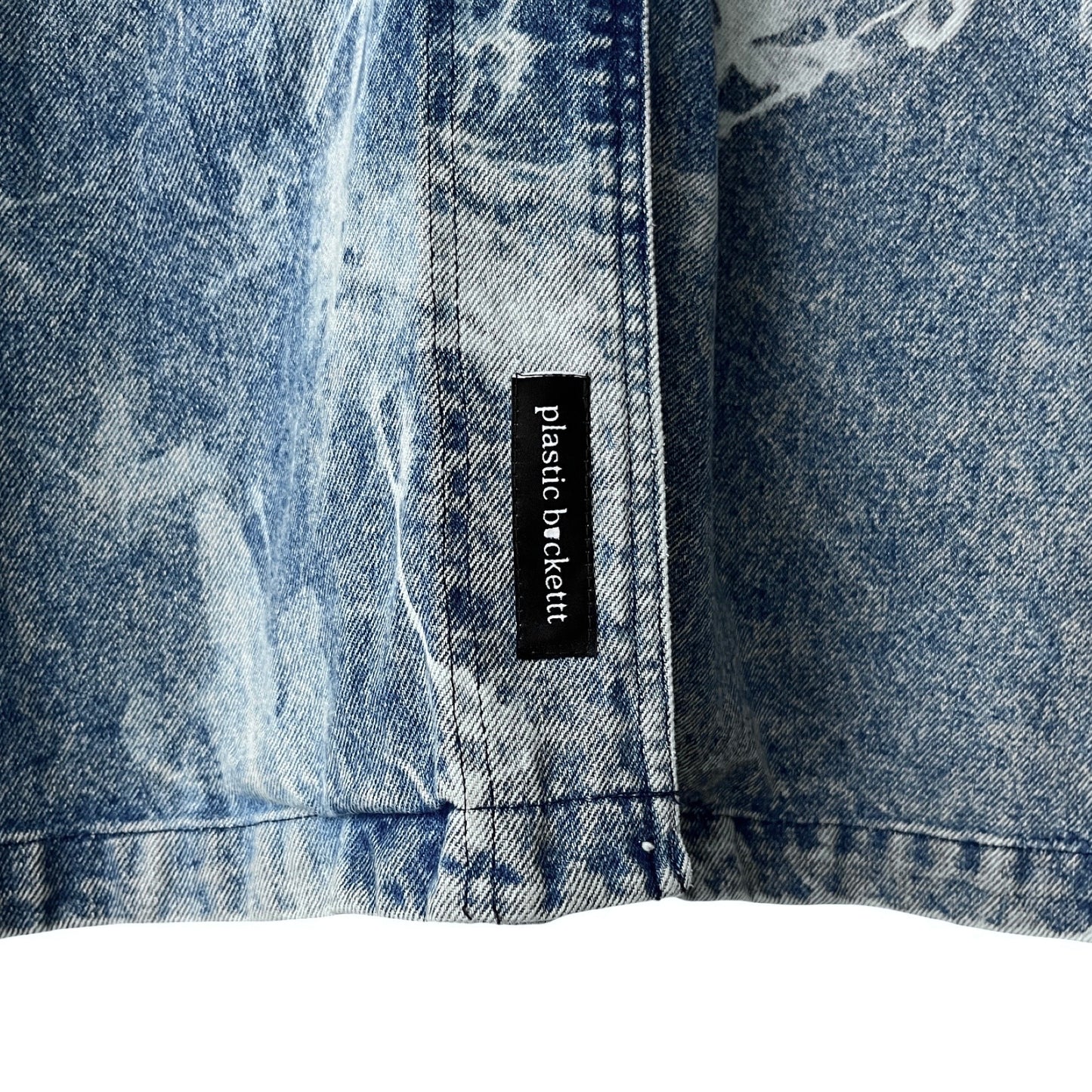 Vintage Denim Trench Coat in Haze / MEDIUM