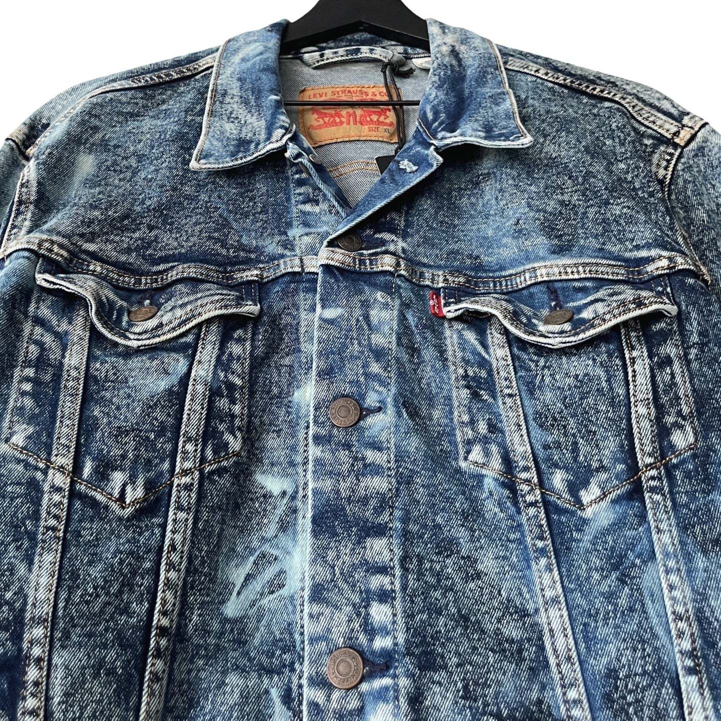 Vintage Levi's Denim Trucker Jacket in Glacier / X-LARGE