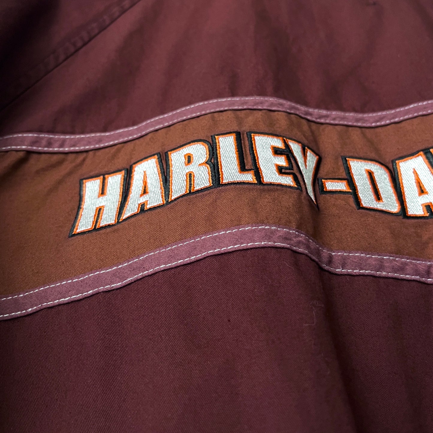 Harley Davidson Racing Team Button Up Shirt in Mahogany / LARGE