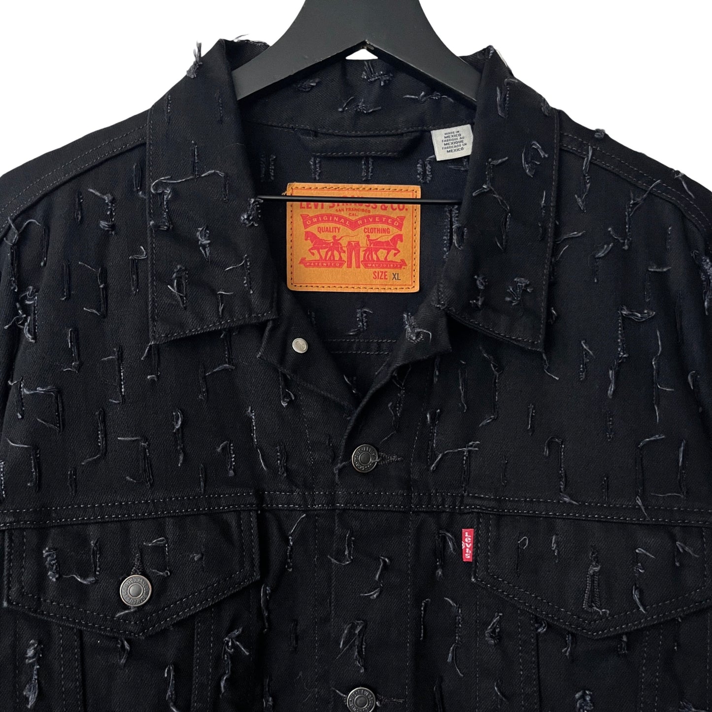 Levi's Denim Trucker Jacket (distressed) in Void / X-LARGE