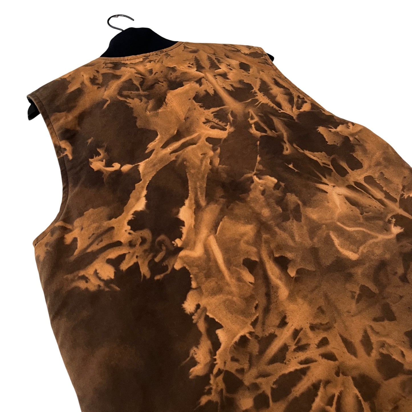 Carhartt Insulated Canvas Vest in Sandstone / MEDIUM