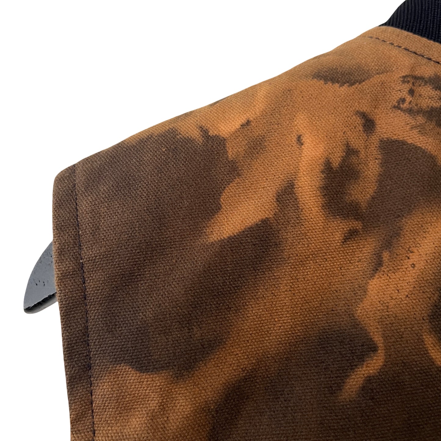 Carhartt Insulated Canvas Vest in Sandstone / MEDIUM