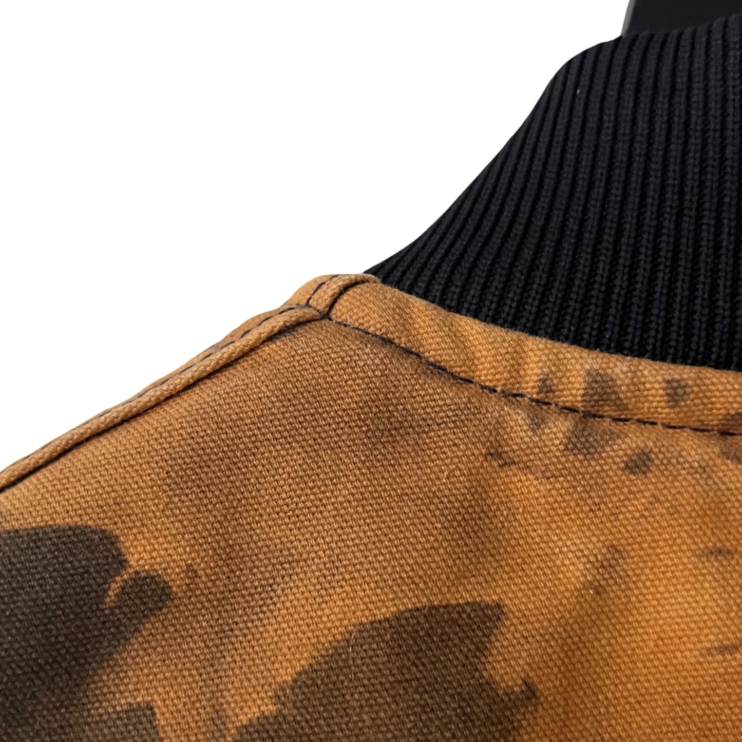 Carhartt Insulated Canvas Vest in Mojave / MEDIUM