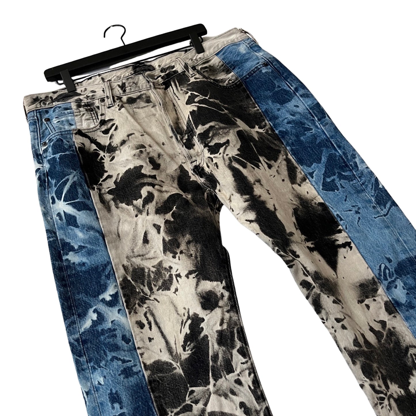 Levi's 501 (Reworked) Split Tone Jeans in Illusion / 38" x 32"