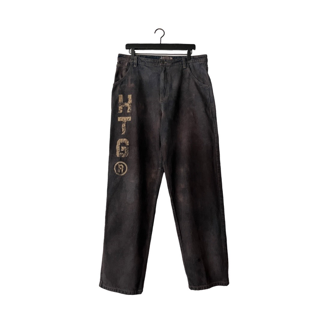 Honor The Gift Embroidered Logo Relaxed Fit Jeans in Exhaust / 34" x 34”